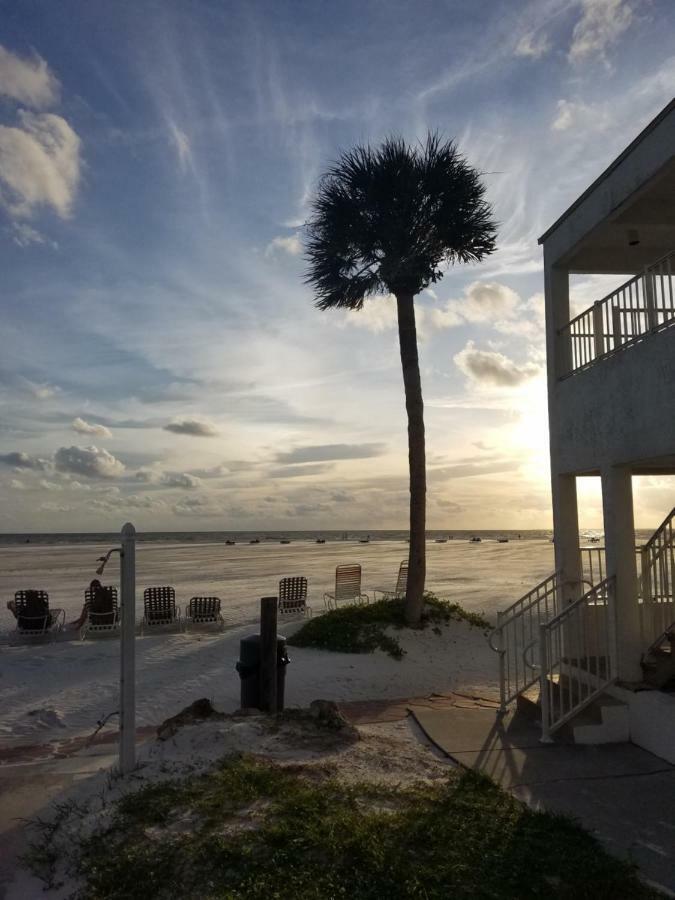 Carousel Beach Inn Fort Myers Beach Exterior foto